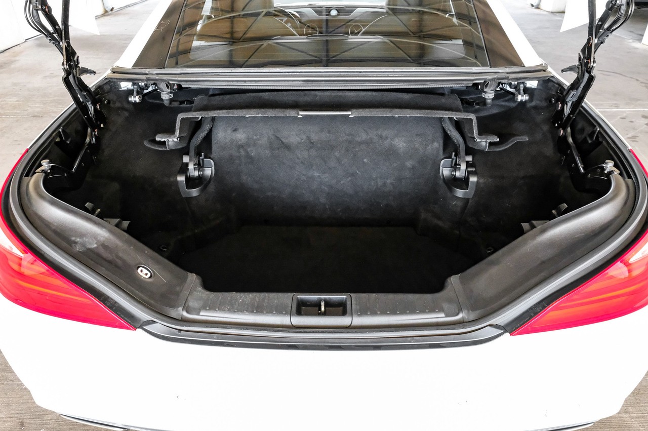 Mercedes-Benz SL Vehicle Main Gallery Image 43