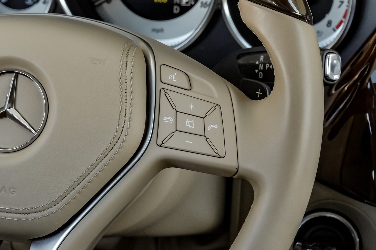 Mercedes-Benz CLS-Class Vehicle Main Gallery Image 18