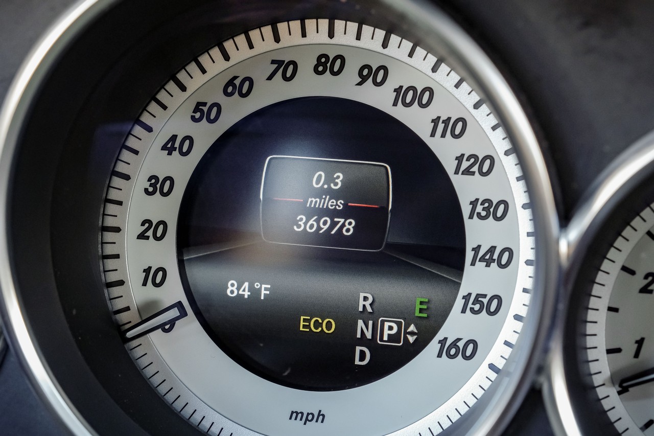 Mercedes-Benz CLS-Class Vehicle Main Gallery Image 21