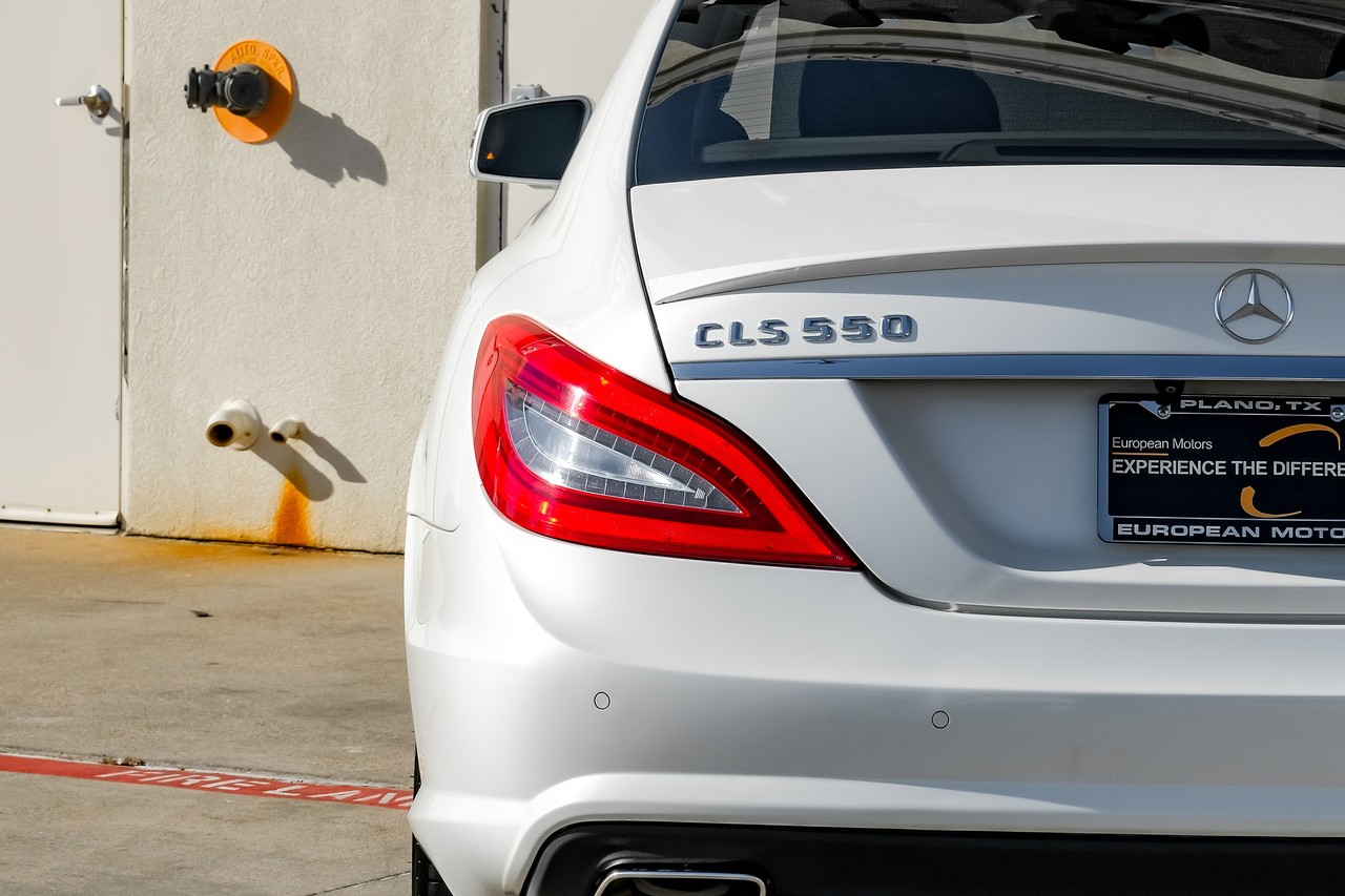 Mercedes-Benz CLS-Class Vehicle Main Gallery Image 50