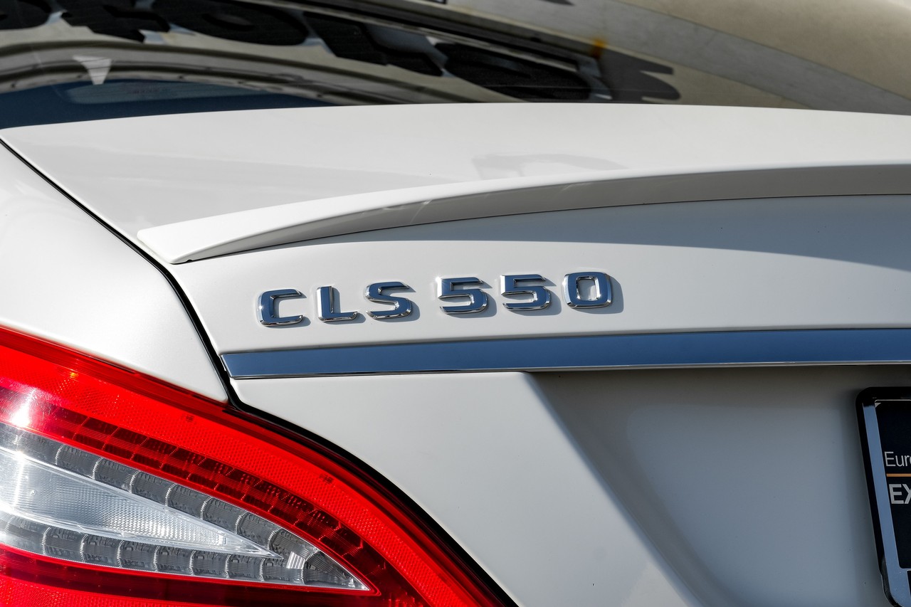 Mercedes-Benz CLS-Class Vehicle Main Gallery Image 51
