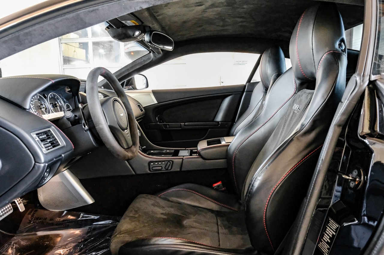 Aston Martin DBS Vehicle Main Gallery Image 04