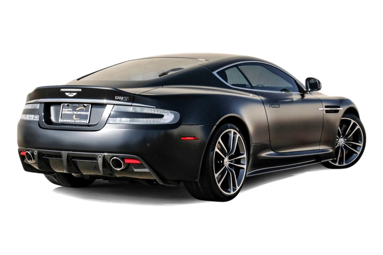Aston Martin DBS Vehicle Main Gallery Image 08