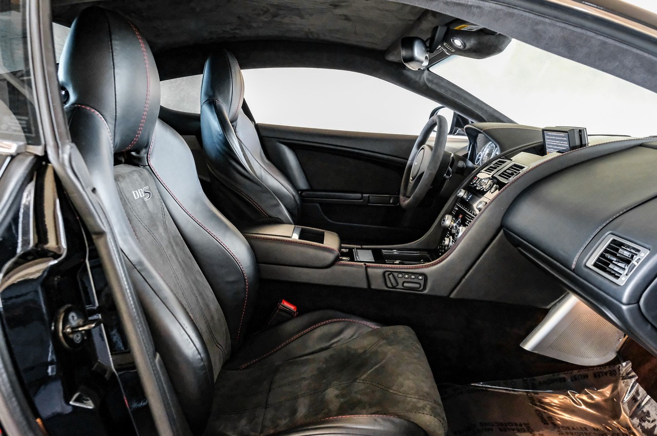 Aston Martin DBS Vehicle Main Gallery Image 24