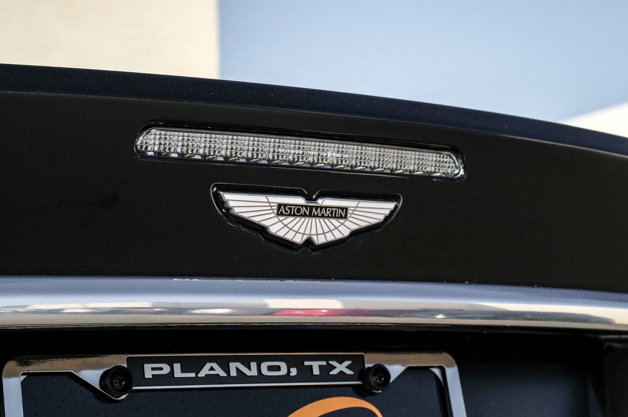 Aston Martin DBS Vehicle Main Gallery Image 34