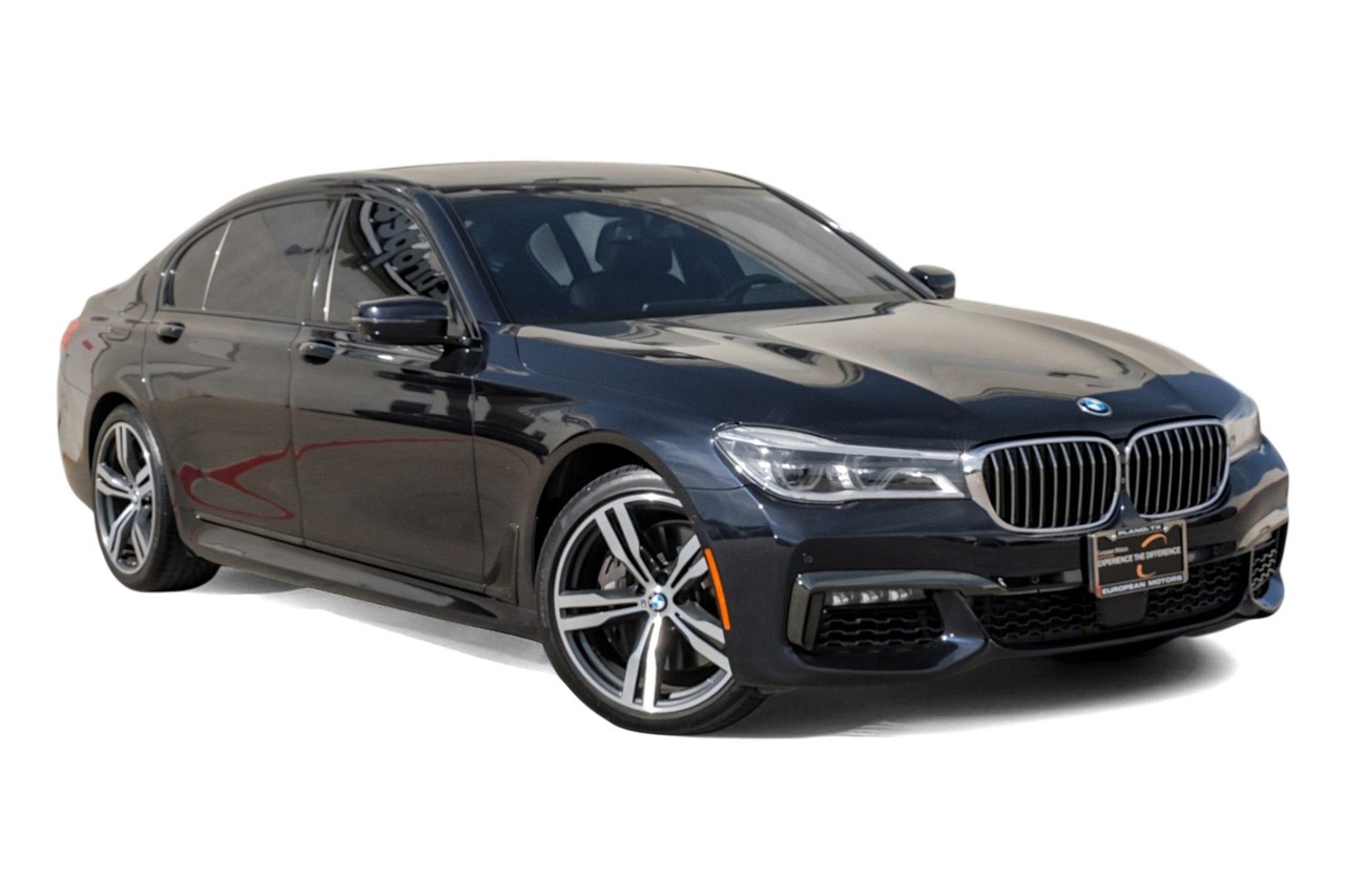 BMW 7 Series Vehicle Main Gallery Image 07