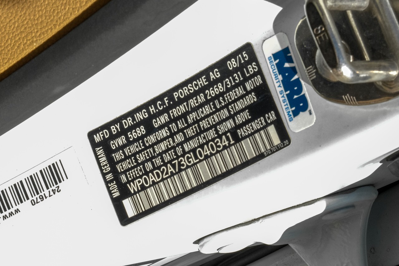 Porsche Panamera Vehicle Main Gallery Image 64