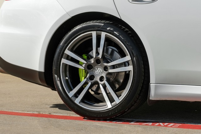 Porsche Panamera Vehicle Main Gallery Image 59