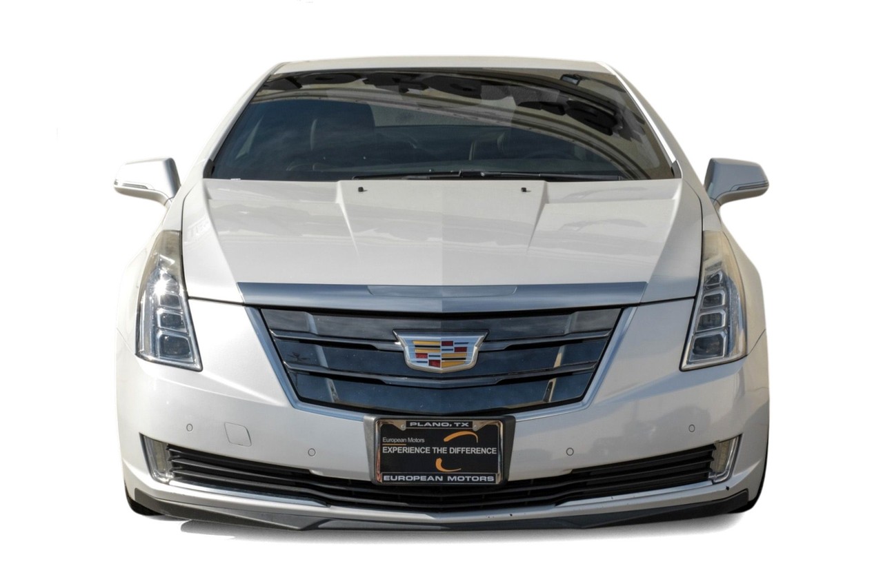 Cadillac ELR Vehicle Main Gallery Image 05