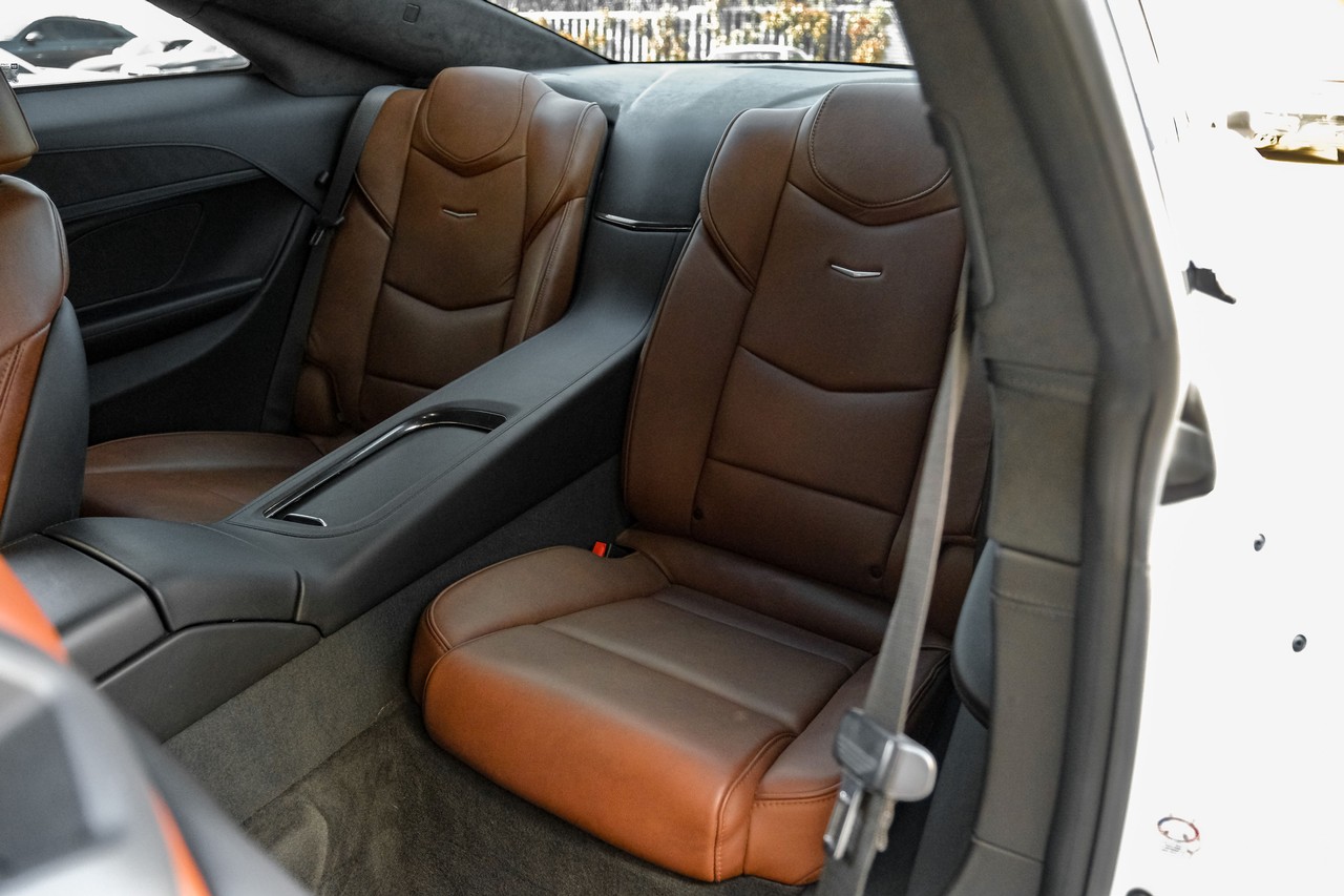 Cadillac ELR Vehicle Main Gallery Image 40