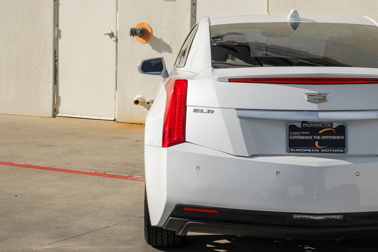 Cadillac ELR Vehicle Main Gallery Image 49