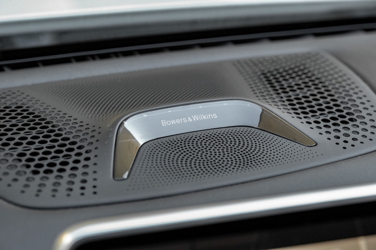 BMW 7 Series Vehicle Main Gallery Image 33