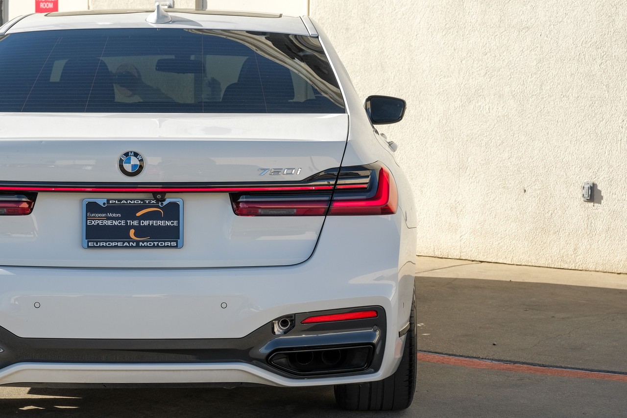 BMW 7 Series Vehicle Main Gallery Image 54