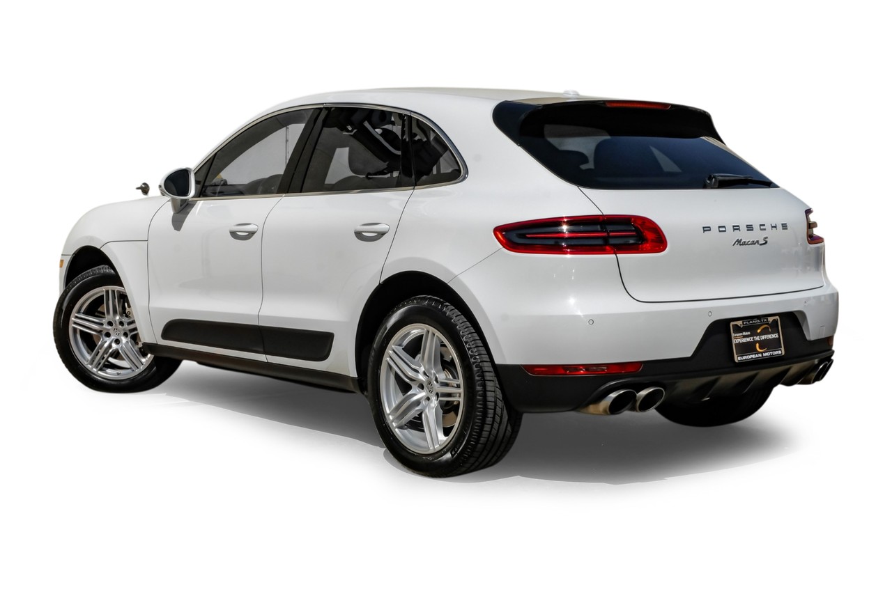Porsche Macan Vehicle Main Gallery Image 10