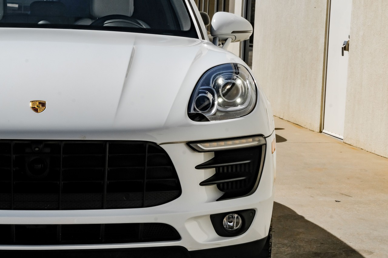 Porsche Macan Vehicle Main Gallery Image 50