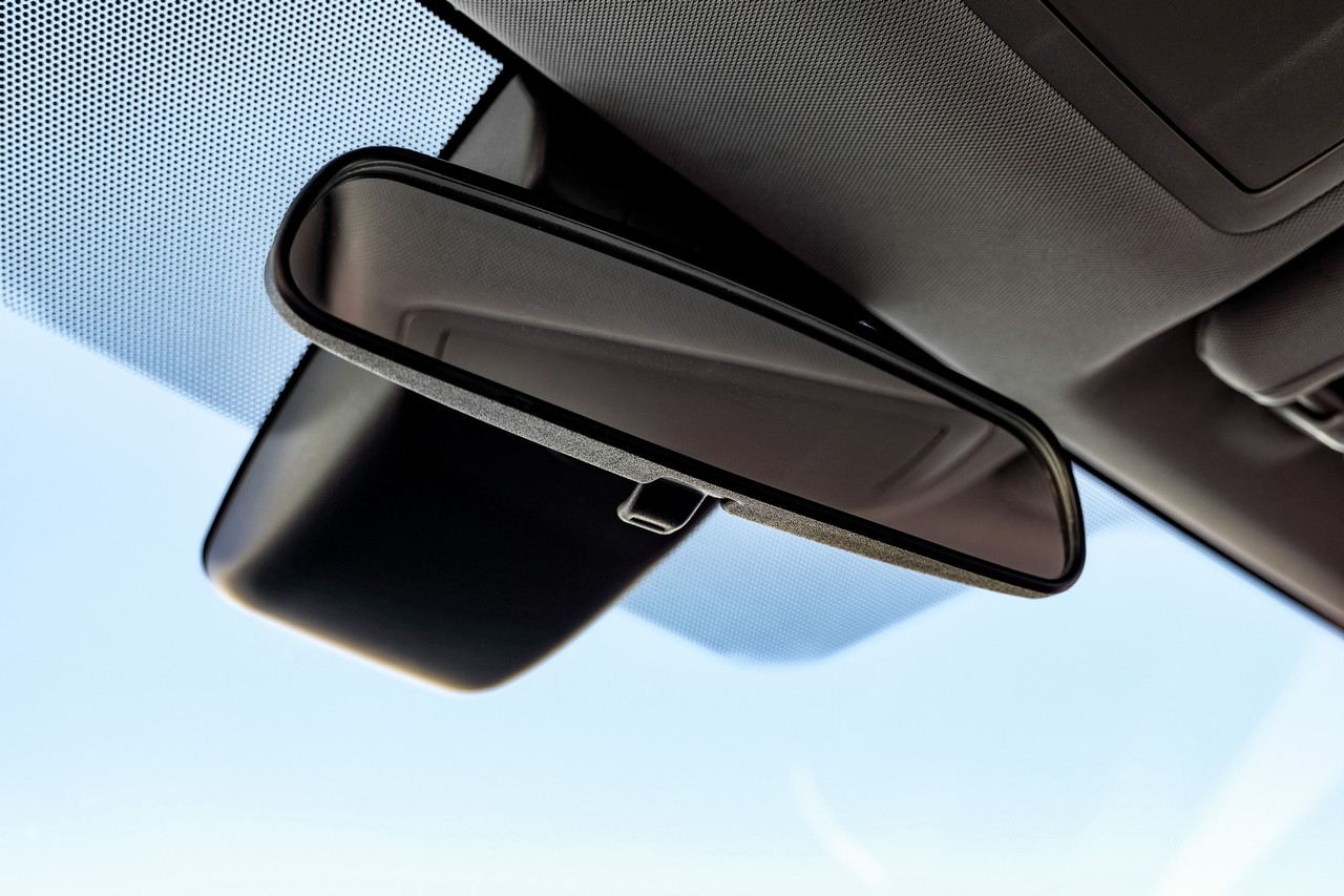 Toyota Highlander Vehicle Main Gallery Image 24