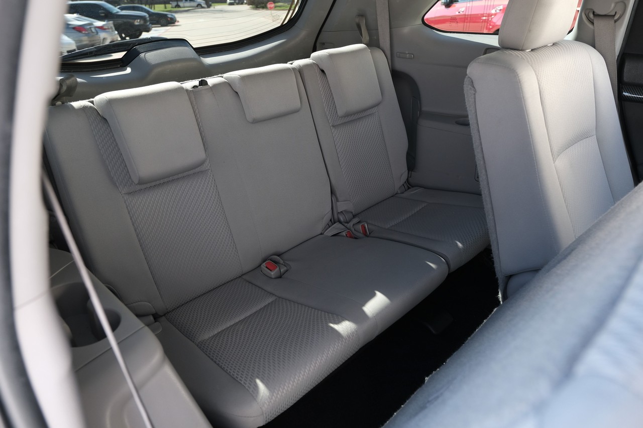 Toyota Highlander Vehicle Main Gallery Image 33