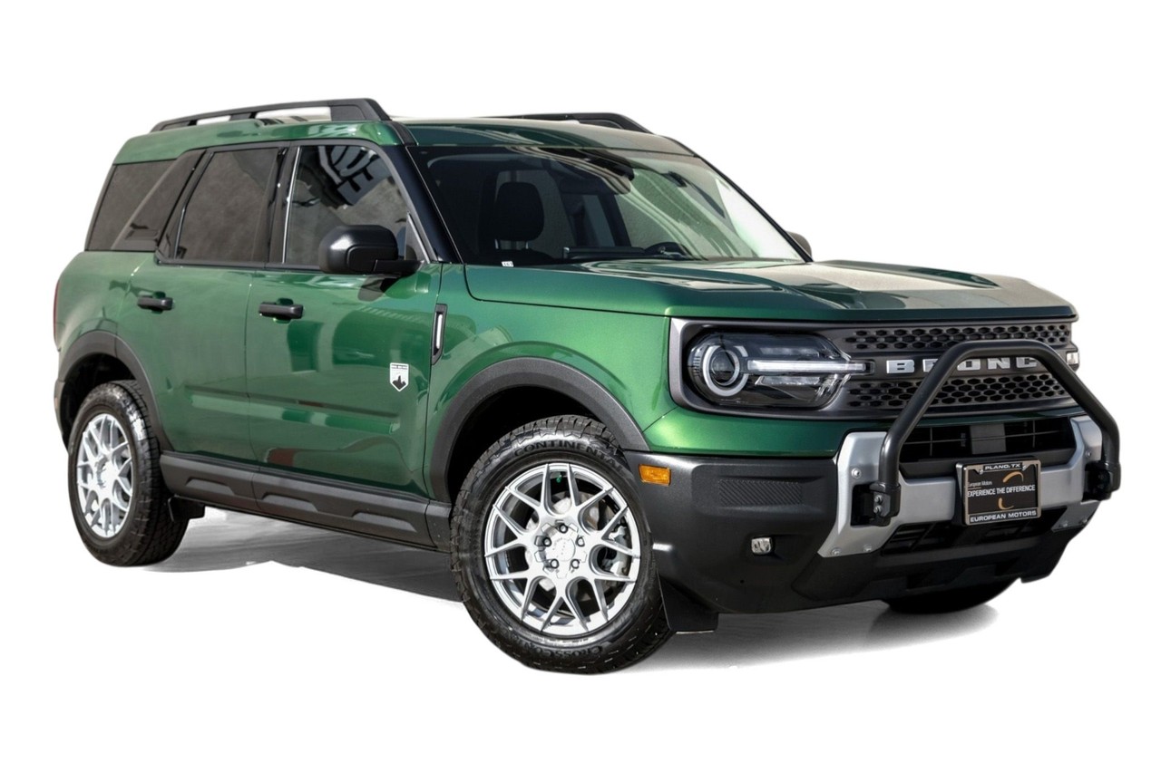 Ford Bronco Sport Vehicle Main Gallery Image 06