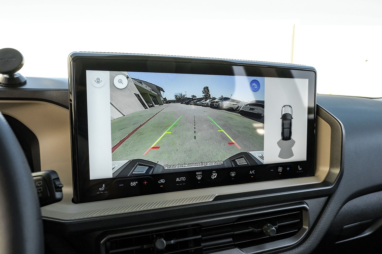 Ford Bronco Sport Vehicle Main Gallery Image 23