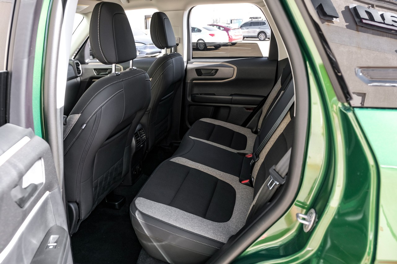 Ford Bronco Sport Vehicle Main Gallery Image 34