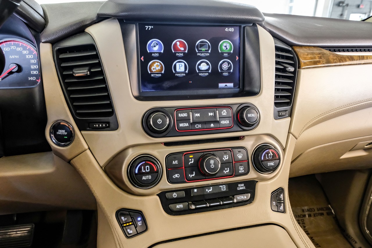 GMC Yukon Vehicle Main Gallery Image 26