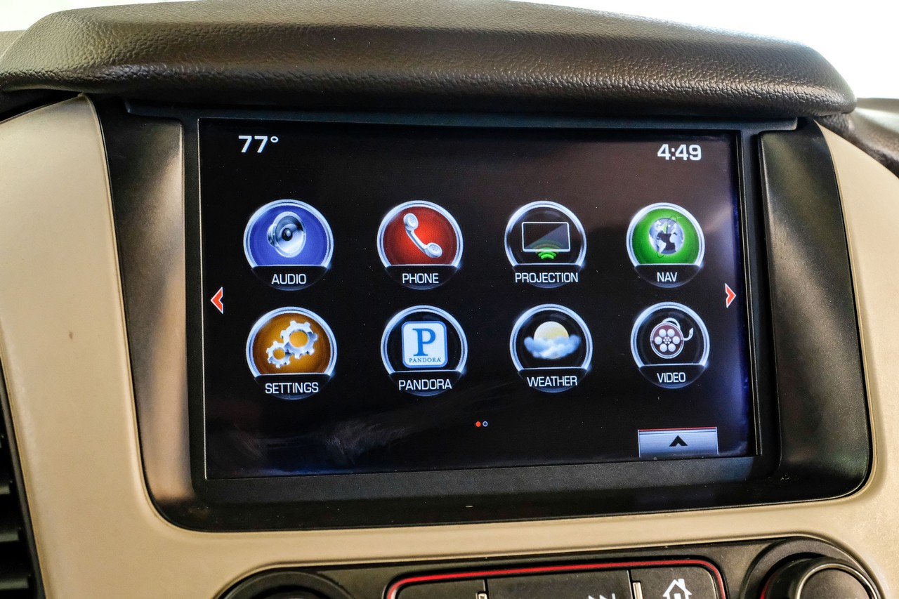 GMC Yukon Vehicle Main Gallery Image 30