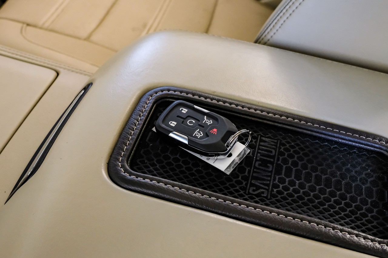 GMC Yukon Vehicle Main Gallery Image 62