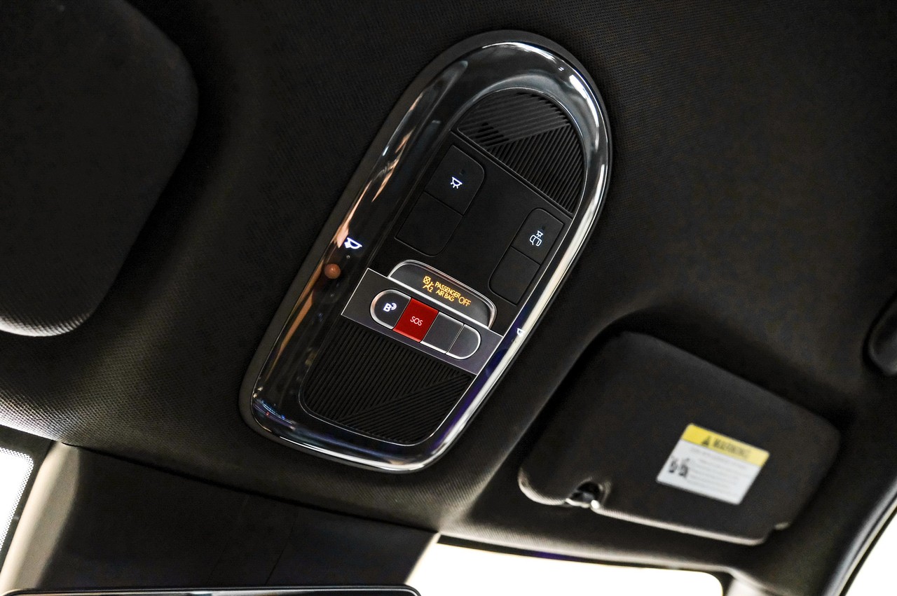 Hyundai IONIQ 6 Vehicle Main Gallery Image 28