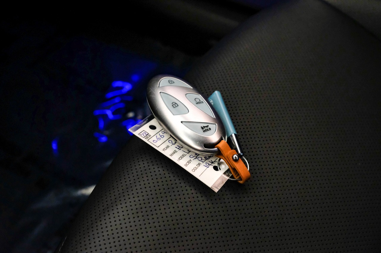 Hyundai IONIQ 6 Vehicle Main Gallery Image 50