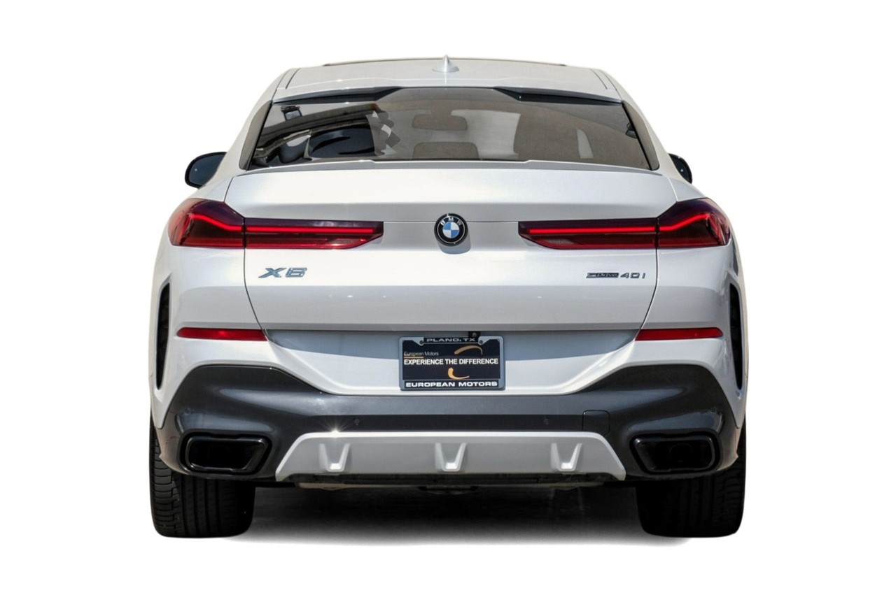 BMW X6 Vehicle Main Gallery Image 10
