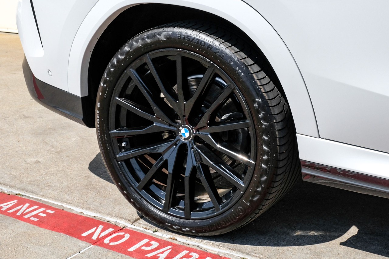 BMW X6 Vehicle Main Gallery Image 53