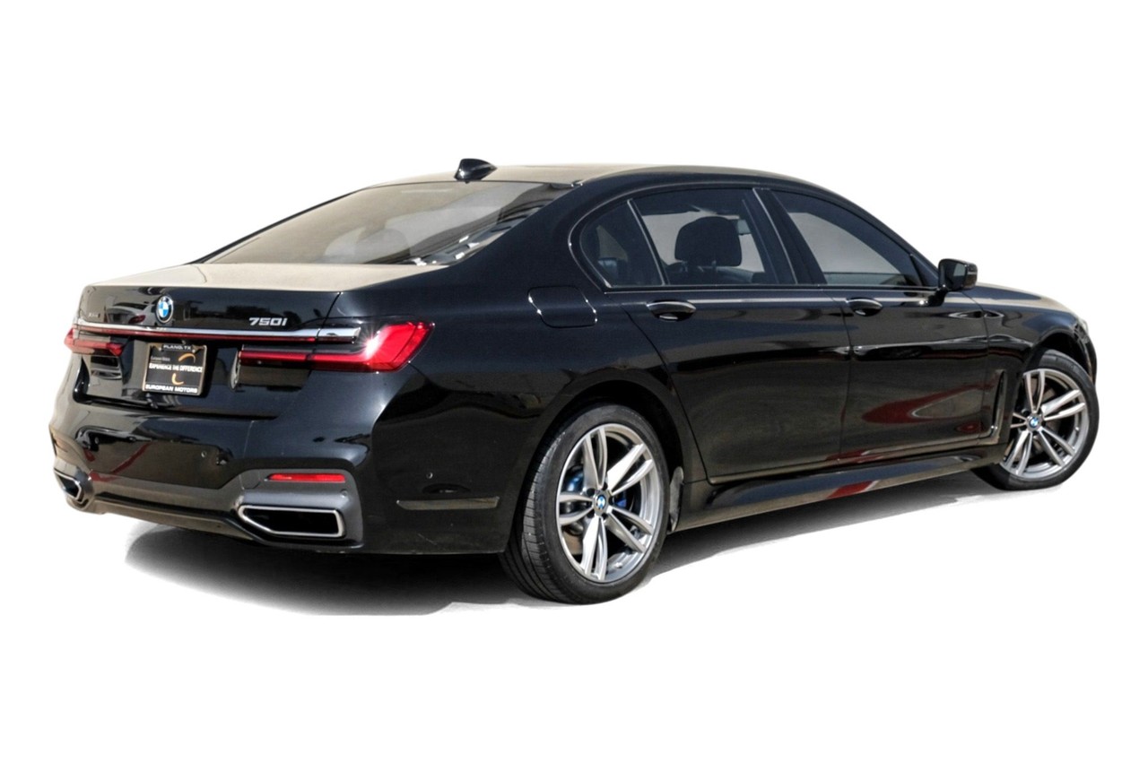 BMW 7 Series Vehicle Main Gallery Image 09