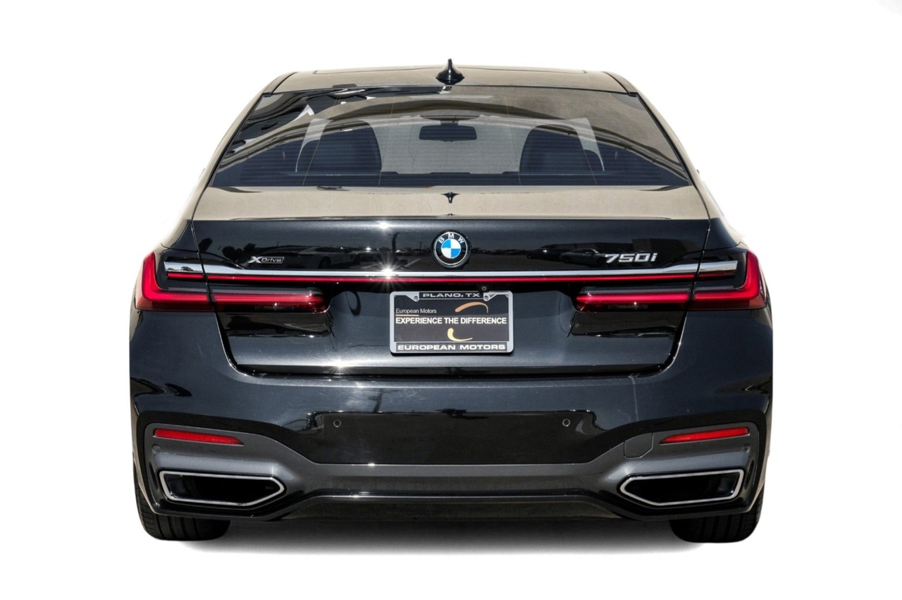 BMW 7 Series Vehicle Main Gallery Image 10