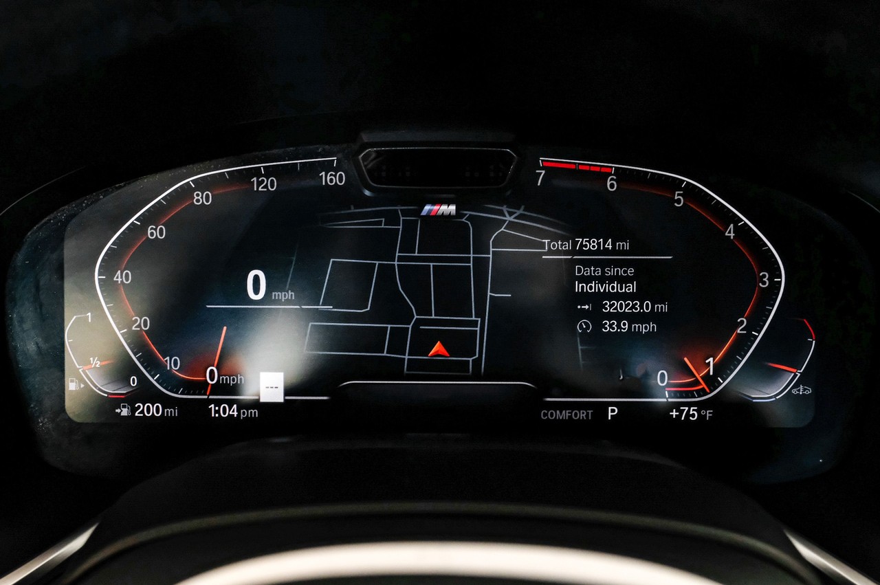 BMW 7 Series Vehicle Main Gallery Image 18