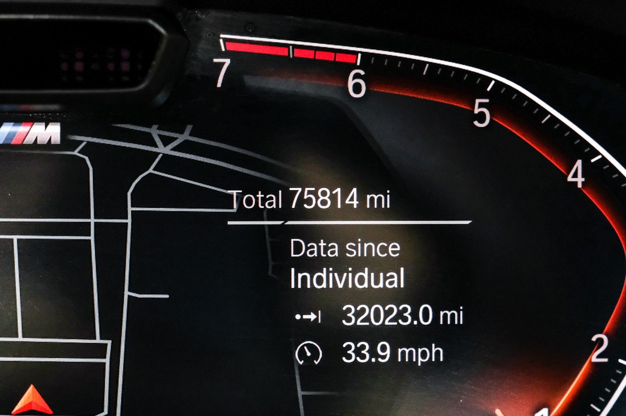 BMW 7 Series Vehicle Main Gallery Image 19