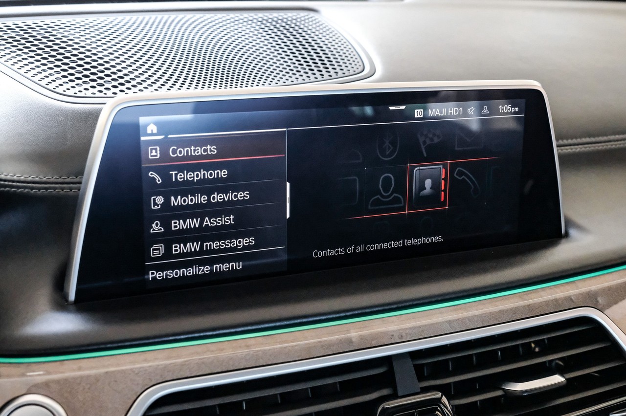 BMW 7 Series Vehicle Main Gallery Image 29