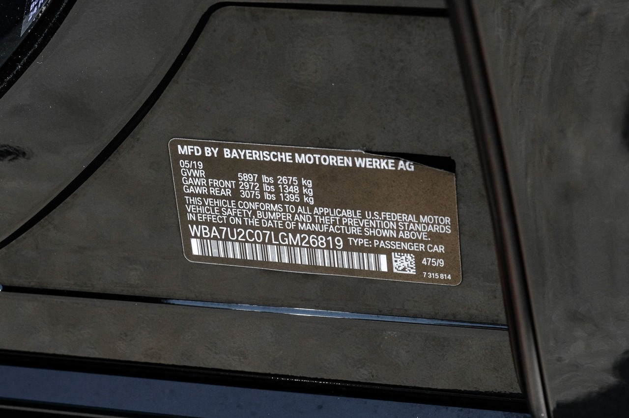 BMW 7 Series Vehicle Main Gallery Image 55