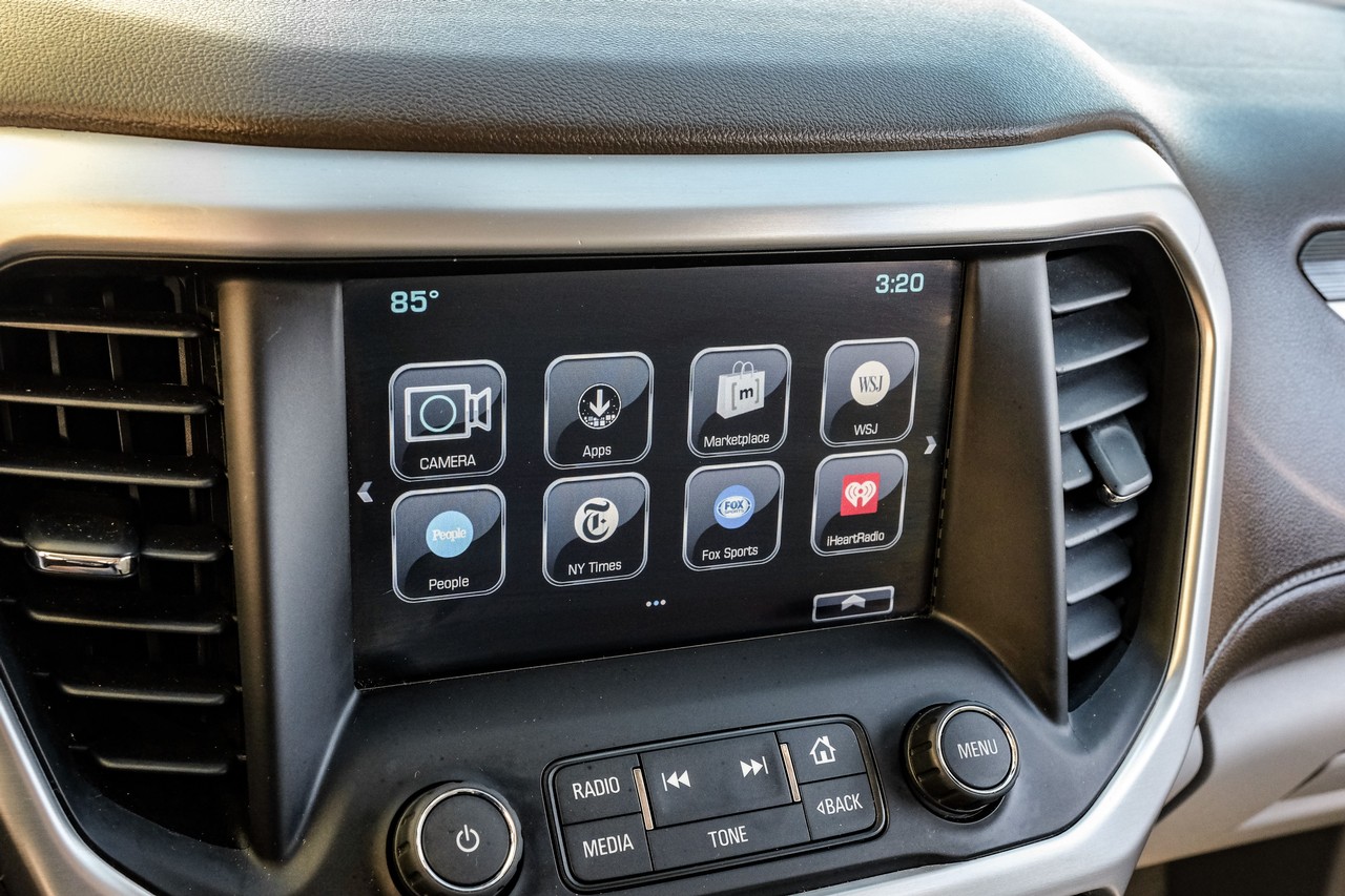 GMC Acadia Vehicle Main Gallery Image 27