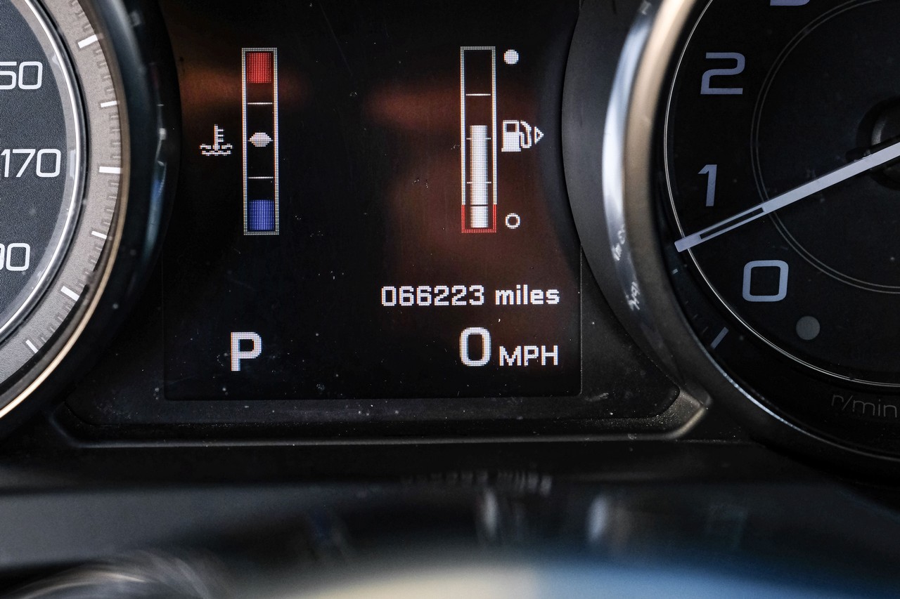 Jaguar F-Type Vehicle Main Gallery Image 18