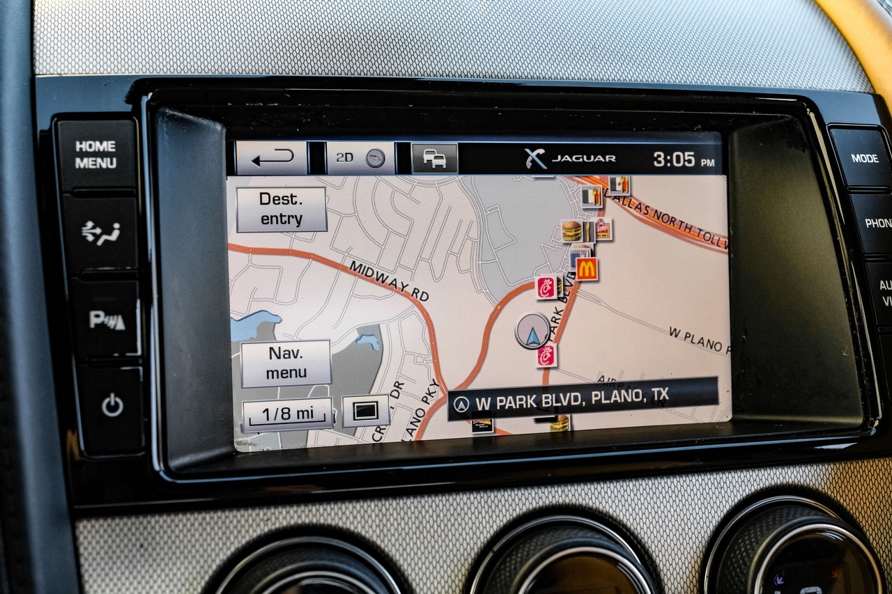 Jaguar F-Type Vehicle Main Gallery Image 20