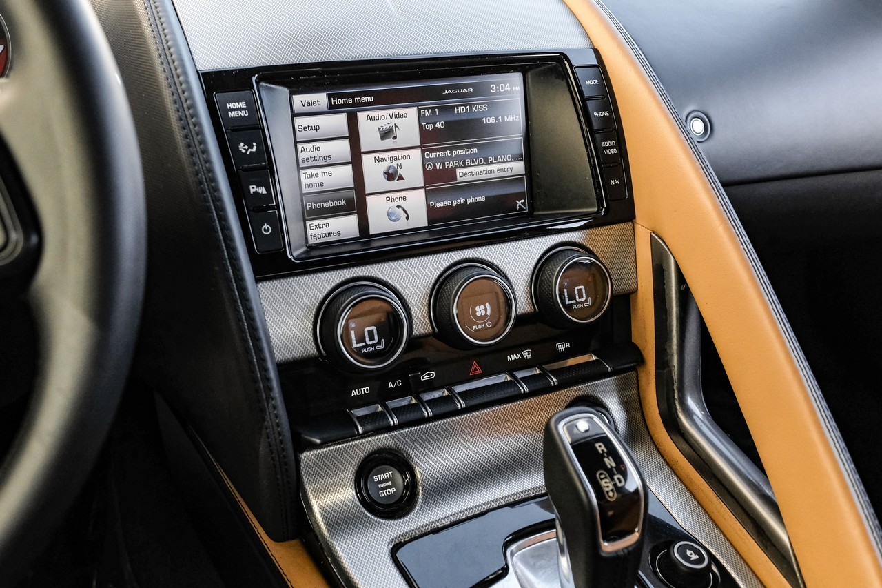 Jaguar F-Type Vehicle Main Gallery Image 26