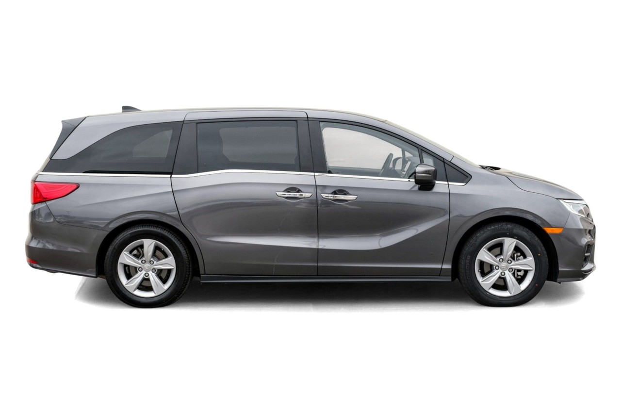Honda Odyssey Vehicle Main Gallery Image 06