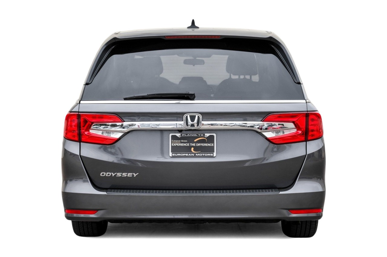 Honda Odyssey Vehicle Main Gallery Image 08