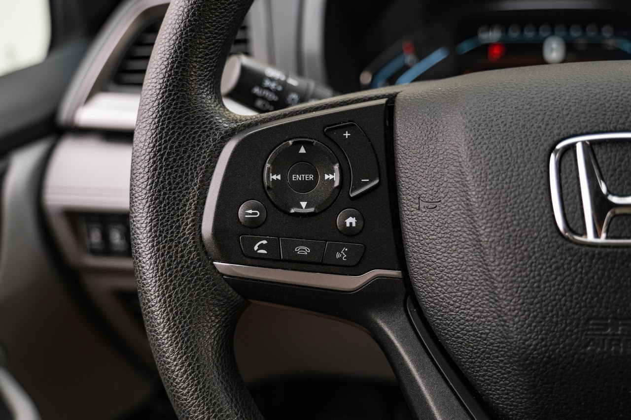 Honda Odyssey Vehicle Main Gallery Image 15