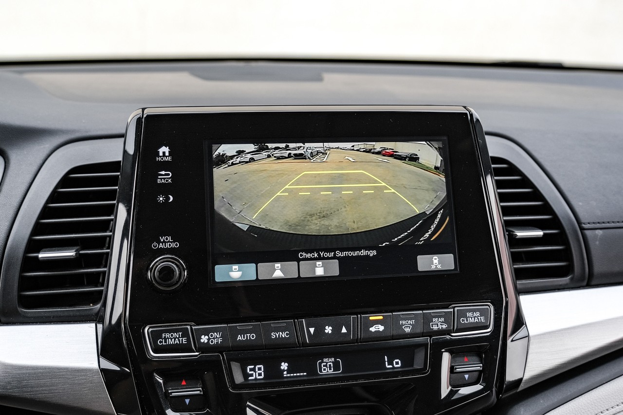 Honda Odyssey Vehicle Main Gallery Image 20