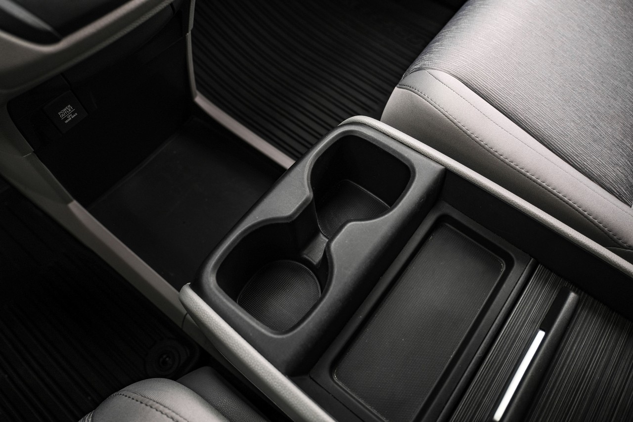 Honda Odyssey Vehicle Main Gallery Image 22