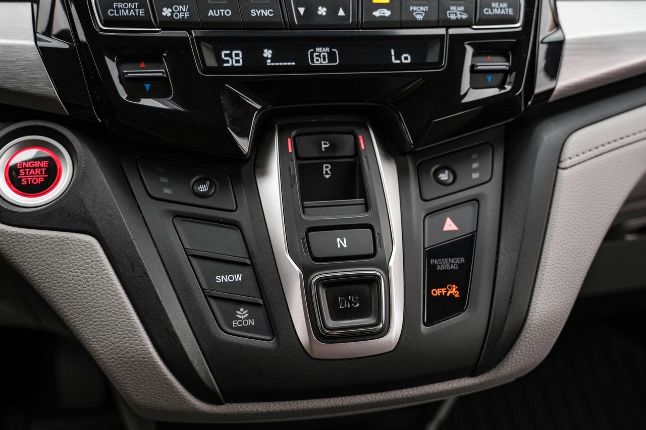 Honda Odyssey Vehicle Main Gallery Image 23