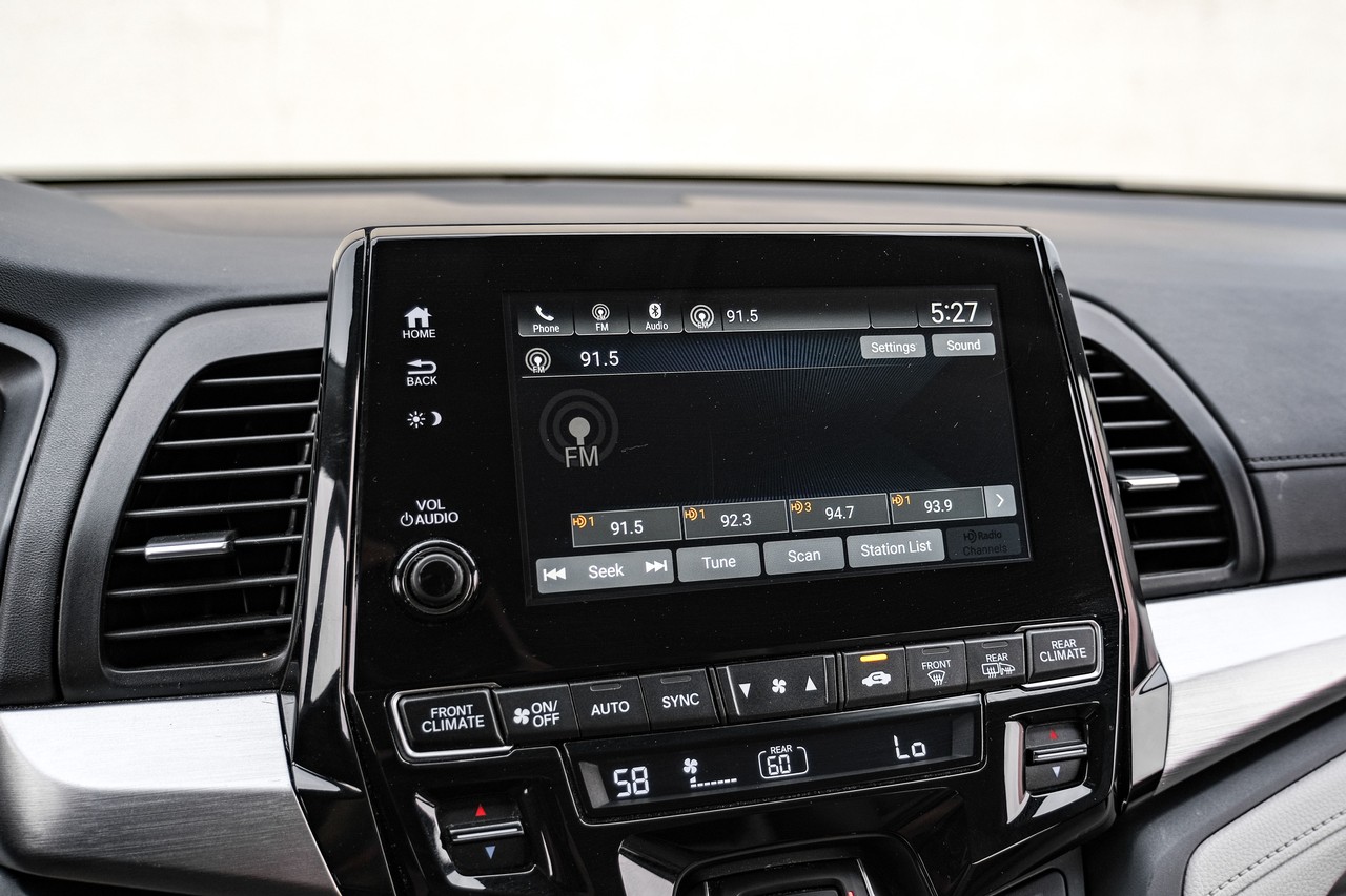 Honda Odyssey Vehicle Main Gallery Image 25