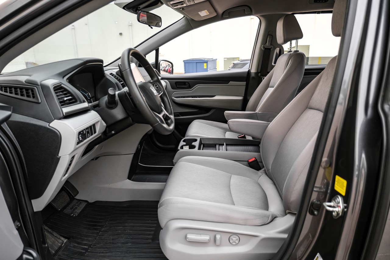 Honda Odyssey Vehicle Main Gallery Image 27