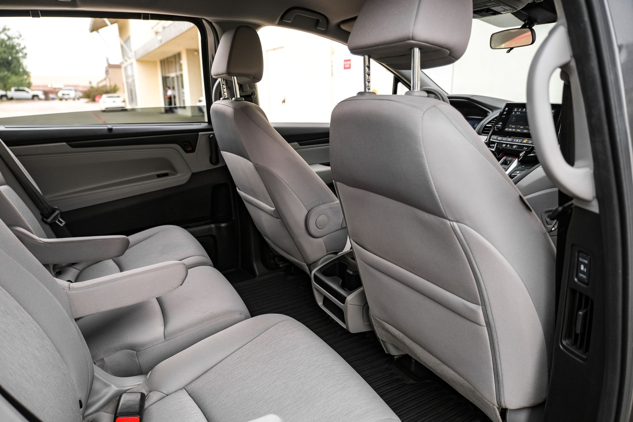 Honda Odyssey Vehicle Main Gallery Image 33
